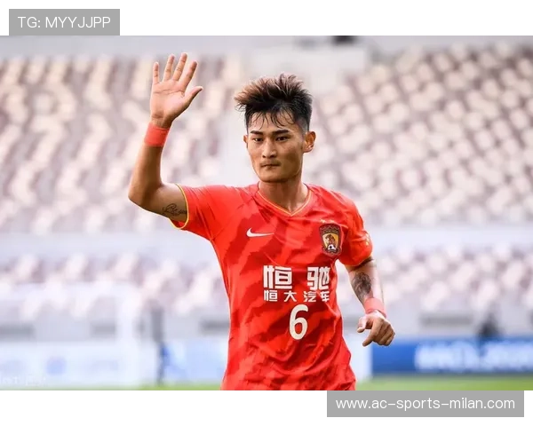 多特边路频繁渗透，后点补射成为比赛定海神针