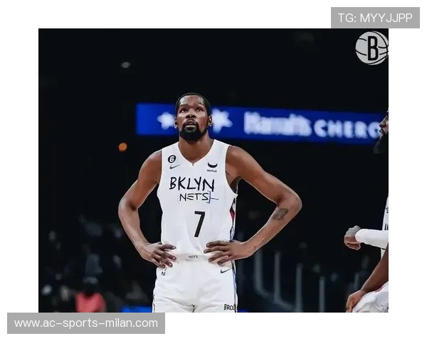 杜兰特罚球稳稳命中，篮网在末节顶住压力