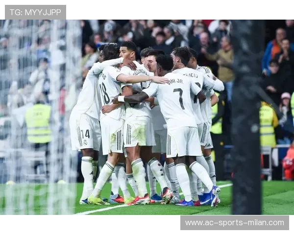 法甲夜景下的信心炸裂：姆巴佩点球稳健,大巴黎拿三分